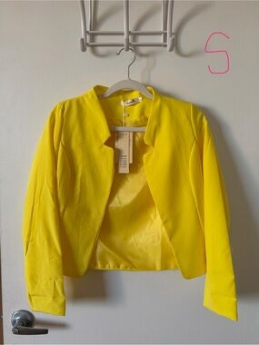 Bright Yellow Women's Cropped Open-Front Jacket